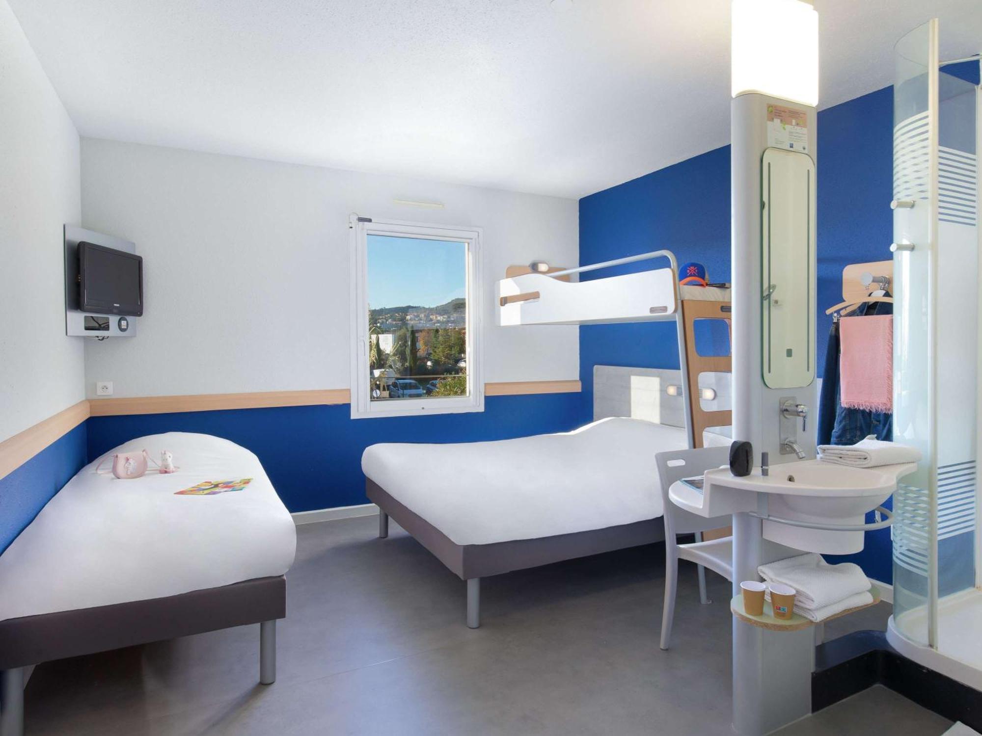 Ibis Budget Saint-Maximin ภายนอก รูปภาพ