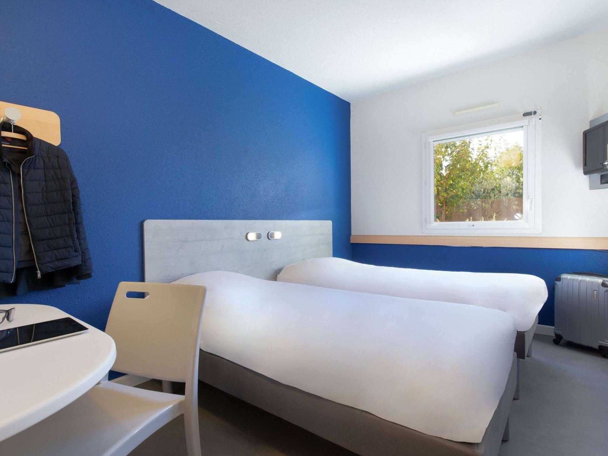 Ibis Budget Saint-Maximin ภายนอก รูปภาพ