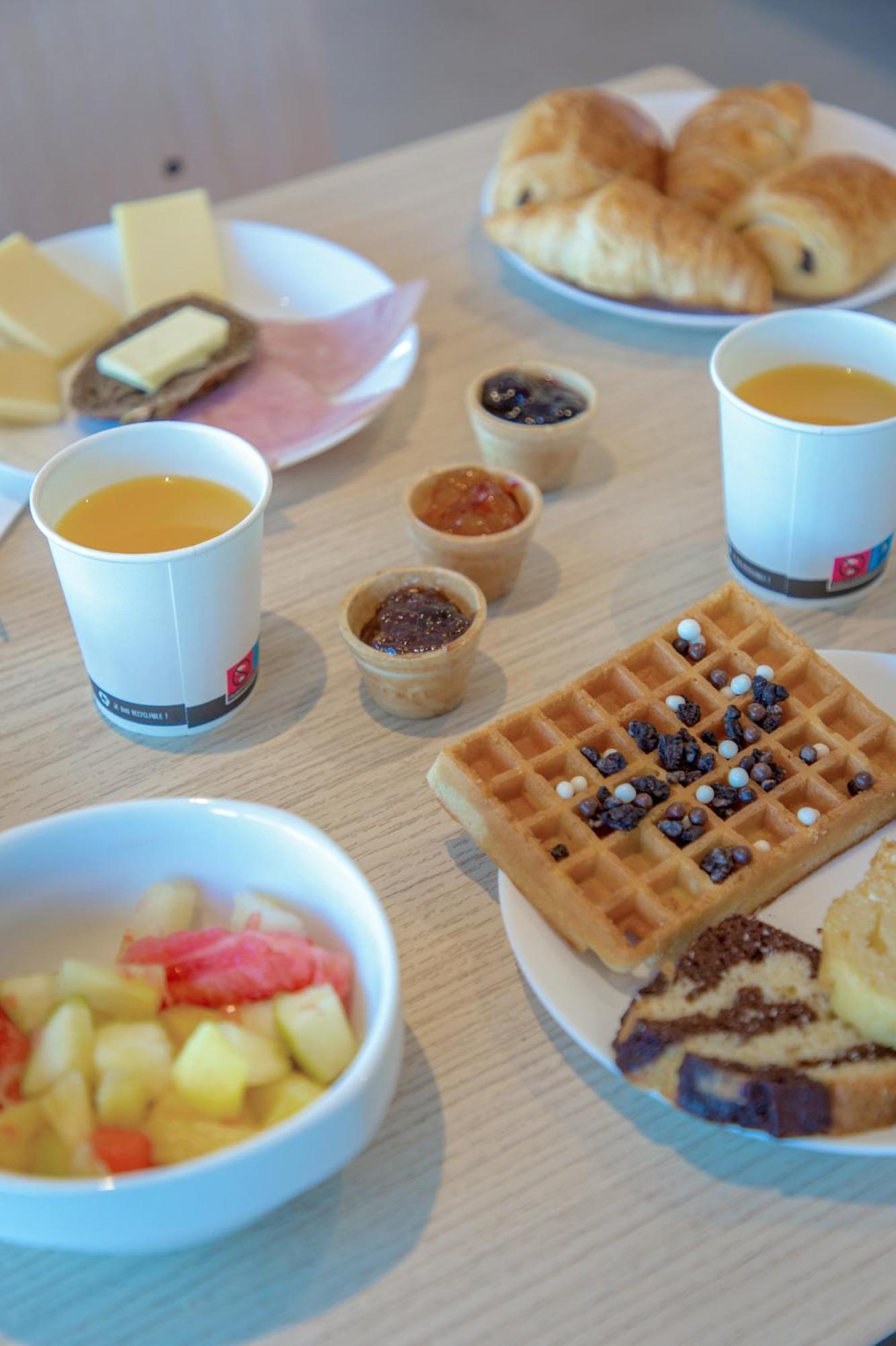 Ibis Budget Saint-Maximin ภายนอก รูปภาพ