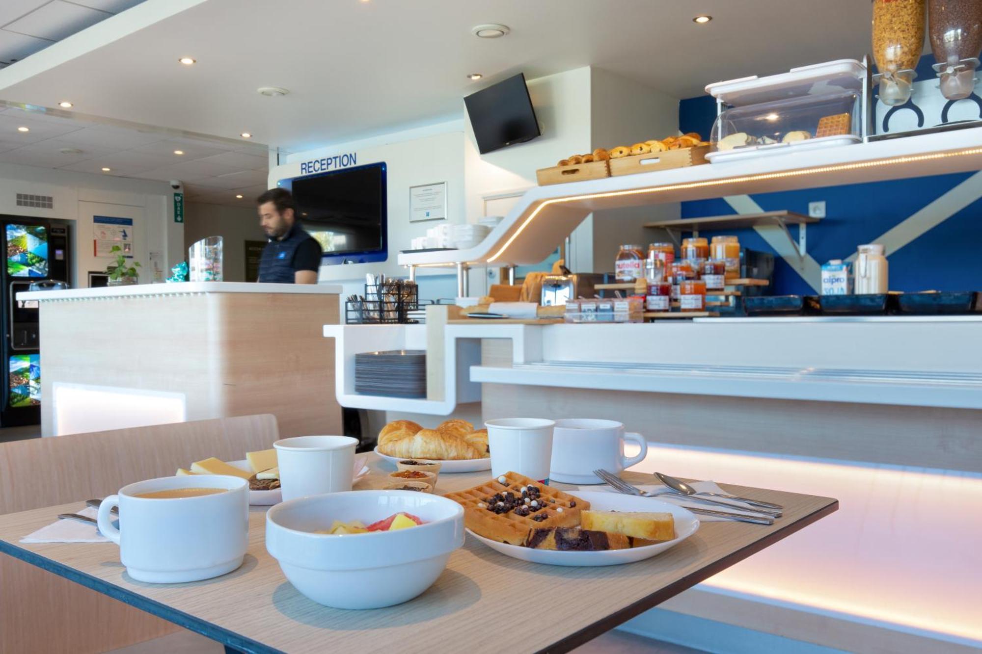 Ibis Budget Saint-Maximin ภายนอก รูปภาพ
